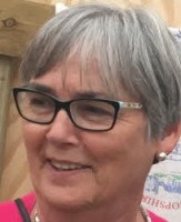 Dot Henderson headshot